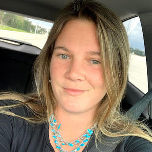 Meet your Posher, Amy